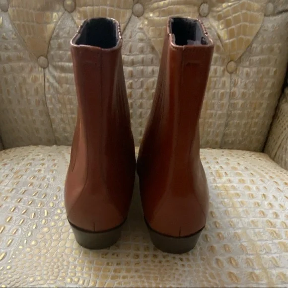 Celine Men’s Janco Calfskin Chelsea Boots, EU Size 40 - Picture 5 of 16